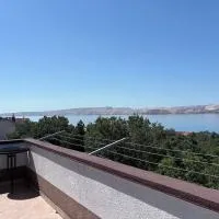 Apartment Ivan، فندق في كارلوباغ