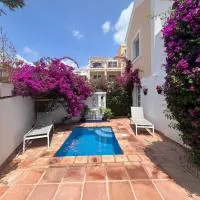 VILLA AMIRA ,Marbella Estepona, hotel u gradu Benavis