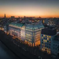 Fairmont Hotel Vier Jahreszeiten, hotel u Hamburgu
