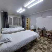 Central Ulaanbaatar Guesthouse near Sukhbaatar Square, hotel i Ulaanbaatar