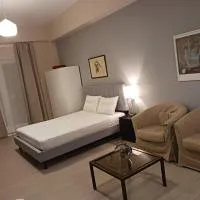 Cozy & modern apartment!, hotel en Kiato