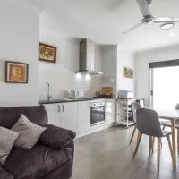 BRAND NEW Stylish Apartment Tranquil & Self Check in, hotelli Brisbanessa