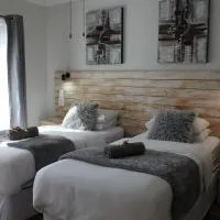 Villa Mariss Guesthouse, hotel sa Kraaifontein