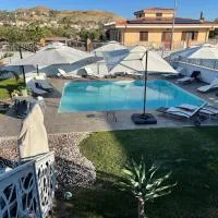 Albamaris Guest House, hotel di Botricello
