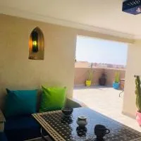 Zakar Apartments & Terrace, hotel en Mirleft