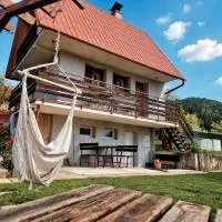 Chatička Lukov, hotel di Lukov