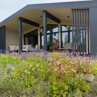 Nordic Zen Beach House, hotel sa Skulte