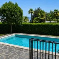 Acquazzurra, luxury duplex, pool, parking space, Free Wi-Fi, hotel v Lese