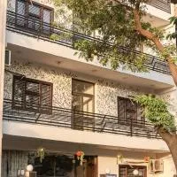 Amara Inn by Sandane Homes Near Expo mart and Pari Chowk, hotel u gradu Grejter Noida