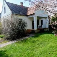 Park Vendégház，Herend的飯店