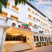 Hotel Sarita - Near Surat Railway Station, готель у місті Сурат