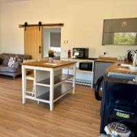 Bespoke 1 Bedroom Barn by Stansted Airport & Holiday Parking, Hotel in der N&auml;he vom Flughafen London Stansted, London Stansted Airport