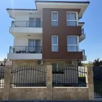 Къща Грийн Хаус, hotel v destinaci Černomorec