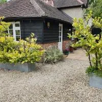 Hallbottom Farm Cottage, hotel en Stokenchurch