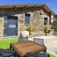 Castas D'ouro Guest House, hotel in Casal de Loivos