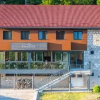 Motel Gradina, hotel di Bosansko Grahovo