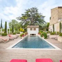Boutique Hôtel La Villa Montesquieu & sa piscine, hotell sihtkohas Laudun