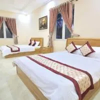 Ven Song Riverside Hotel, hotel di Ho Tram