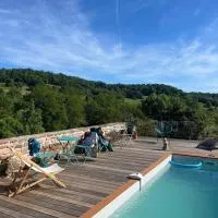 Le curé est parti, chambres d'hôtes, hotelli kohteessa Noailhac