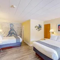 Retro getaway near beach with fast WiFI - walk to downtown shops & eateries – hotel w mieście Bandon
