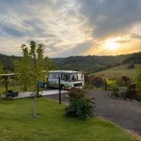 Refúgio Da Lua - Buss motorhome, khách sạn ở Ametista do Sul