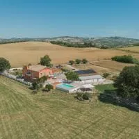 L'Antica Quercia B&B, хотел в Collecorvino