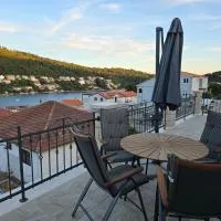 Nano Apartmani, hotel u Smokvici