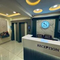 Hotel Sunrise, хотел в Ахмедабад