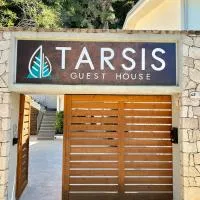 Tarsis Guest House, хотел в Бауней