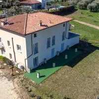 Balbiana Lake Apartments, hotel u gradu Montinelle