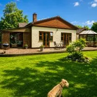 Park Cottage Country Bungalow、セント・ヘレンズのホテル