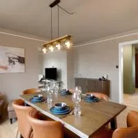 Iceland Inn Apartment 2nd floor, מלון בHrepphólar