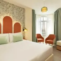 Hotel La Tonkine ex Olympia, hotel u gradu Besolej