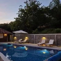 Serbina, hotel u gradu 'Kandalica'