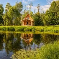 Lake Cabin Rosia Montana,Tarina的飯店