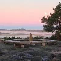 Färjås Yogaretreats B&B - Sea, Nature and Silence, hotel v destinaci Vallda