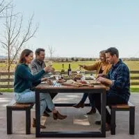 Black Label Retreats, hotel v destinaci Gisborne