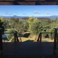 Cabin with gorgeous views close to Deloraine, hotel sa Weetah