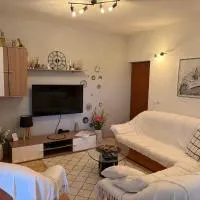 Apartment Ruža, hotel a Betina