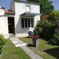Chez Joe, hotel di Saint-Jean-dʼAngély