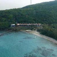Legon Waru Cottage, Hotel in Karimunjawa-Inseln