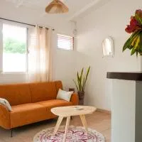Maisonette Hibiscus Peace and Quiet in Terre-de-Bas、Terre-de-Basのホテル