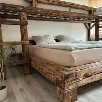 Moderní apartmán Krupka pro 4 - klidná lokalita u Krušných hor, hotel u gradu Teplice
