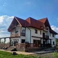Casa Comilor, hotel u gradu 'Şurdeşti'