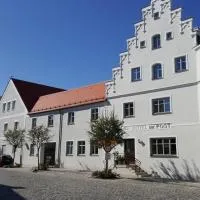 Boutique Hotel zur Post، فندق في Vohburg an der Donau