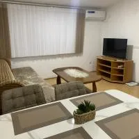 Rena Comfort Apartment, Hotel in Bar