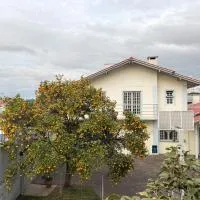 Morada Pé de Laranja, hotel en Lages