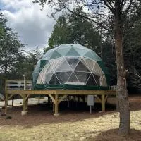 Pilot Mountain Glamping Resort, viešbutis mieste Pinnacle