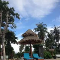 Tropicana Khophagan Resort Hotel, hotel em Thongsala