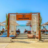 Durres Beach Apartments by Albia, hotel u Draču